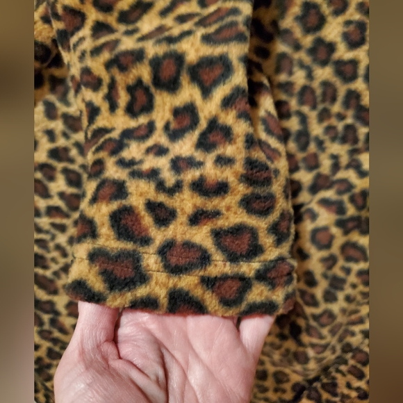 Funwear Factory Fleece Leopard Print Jacket, Size L - Picture 3 of 6